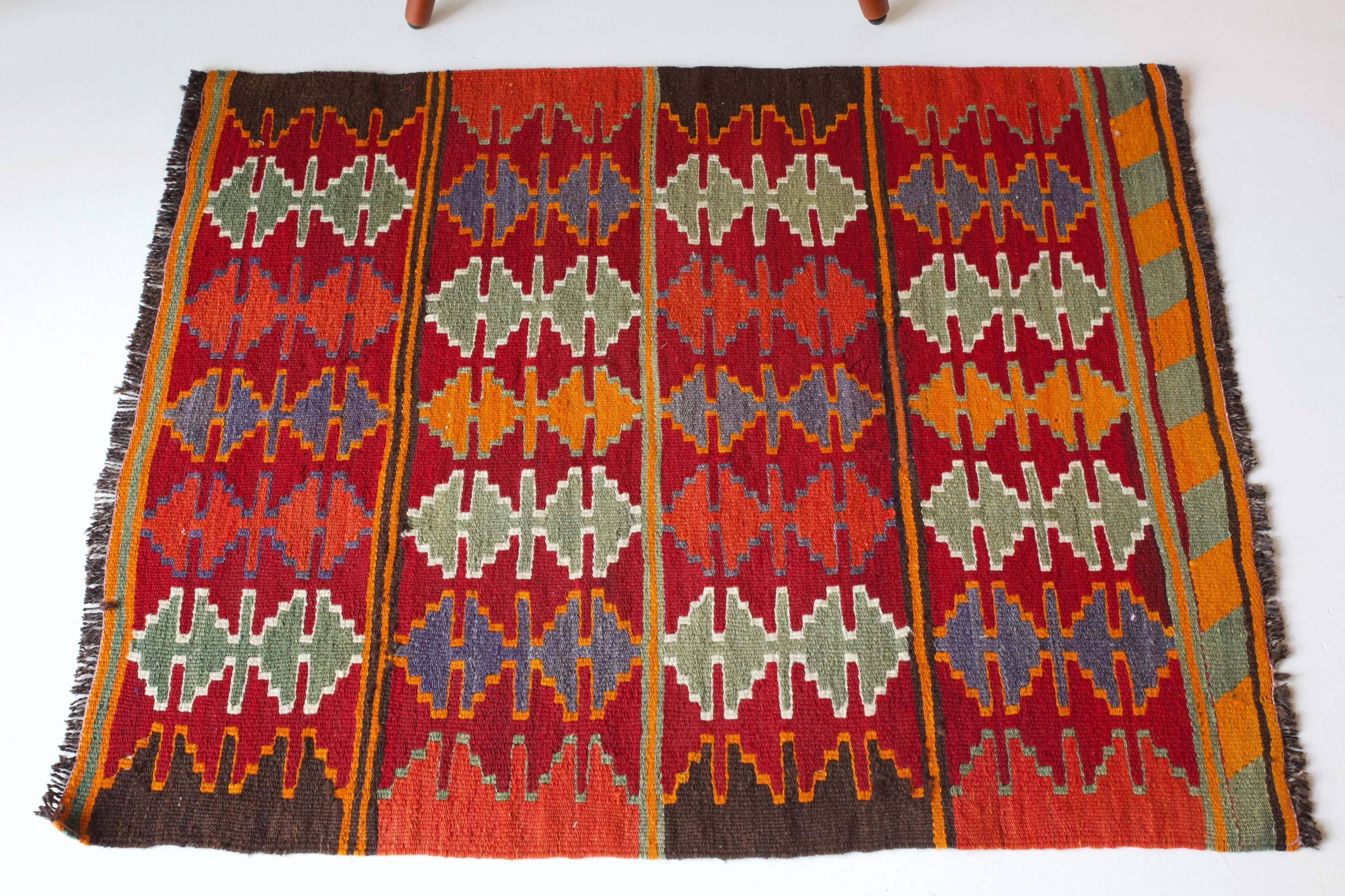 Vintage Mini Turkish Kilim Rug 2'8"x3'4"