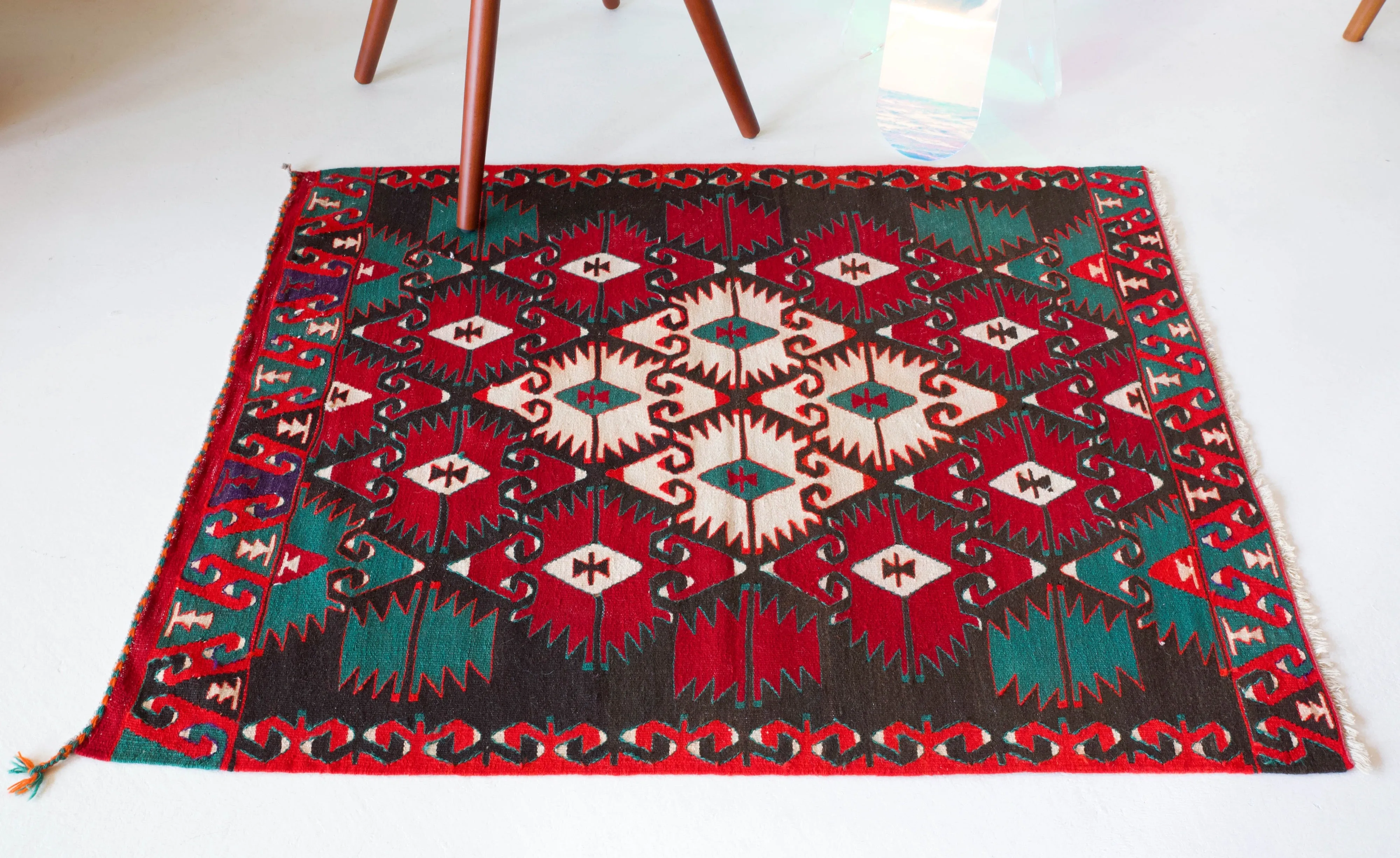 Vintage Mini Turkish Kilim Rug 3'4"x4'3"