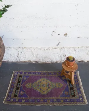 Vintage Mini Turkish Rug 1'9"x3'3"