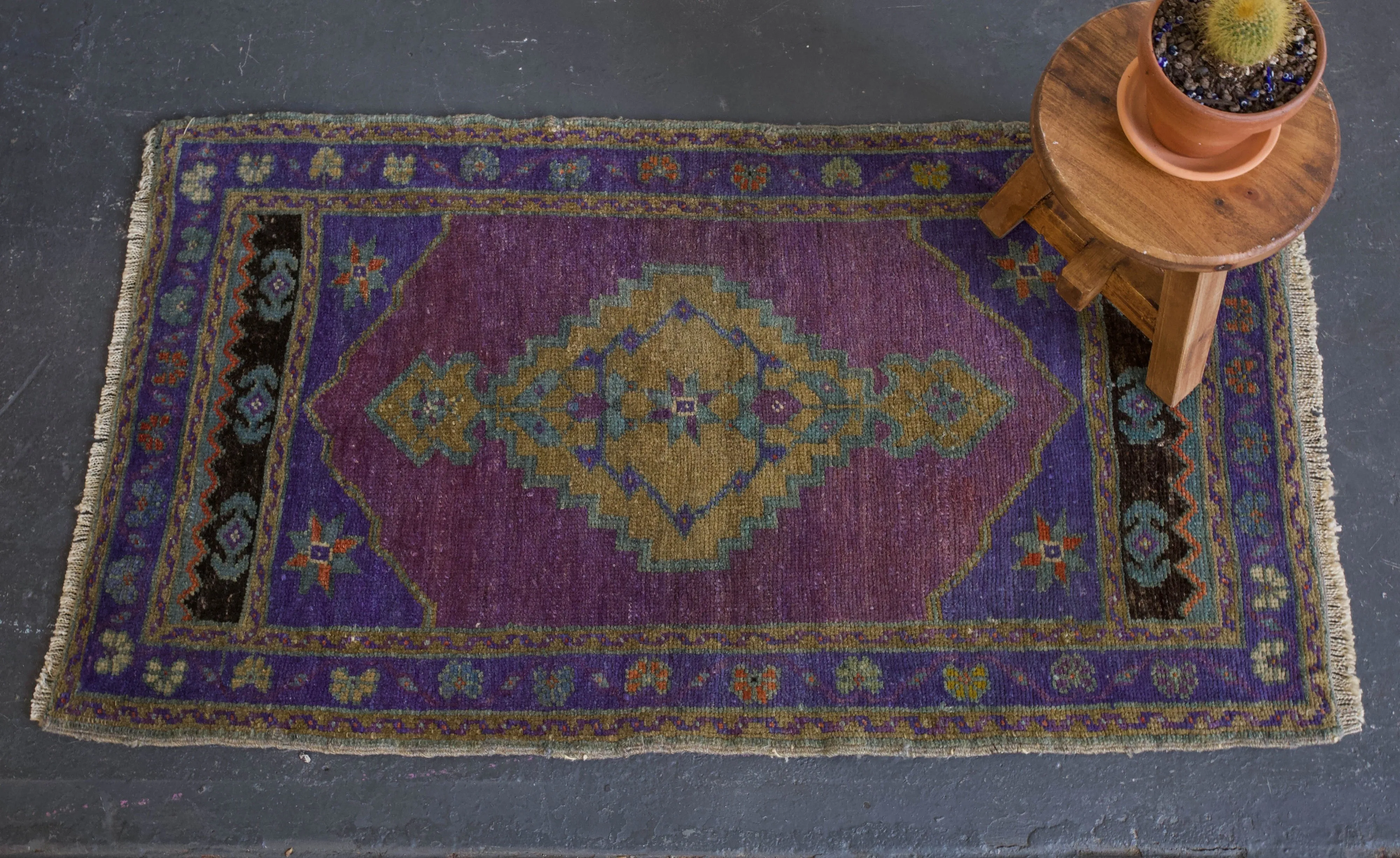 Vintage Mini Turkish Rug 1'9"x3'3"