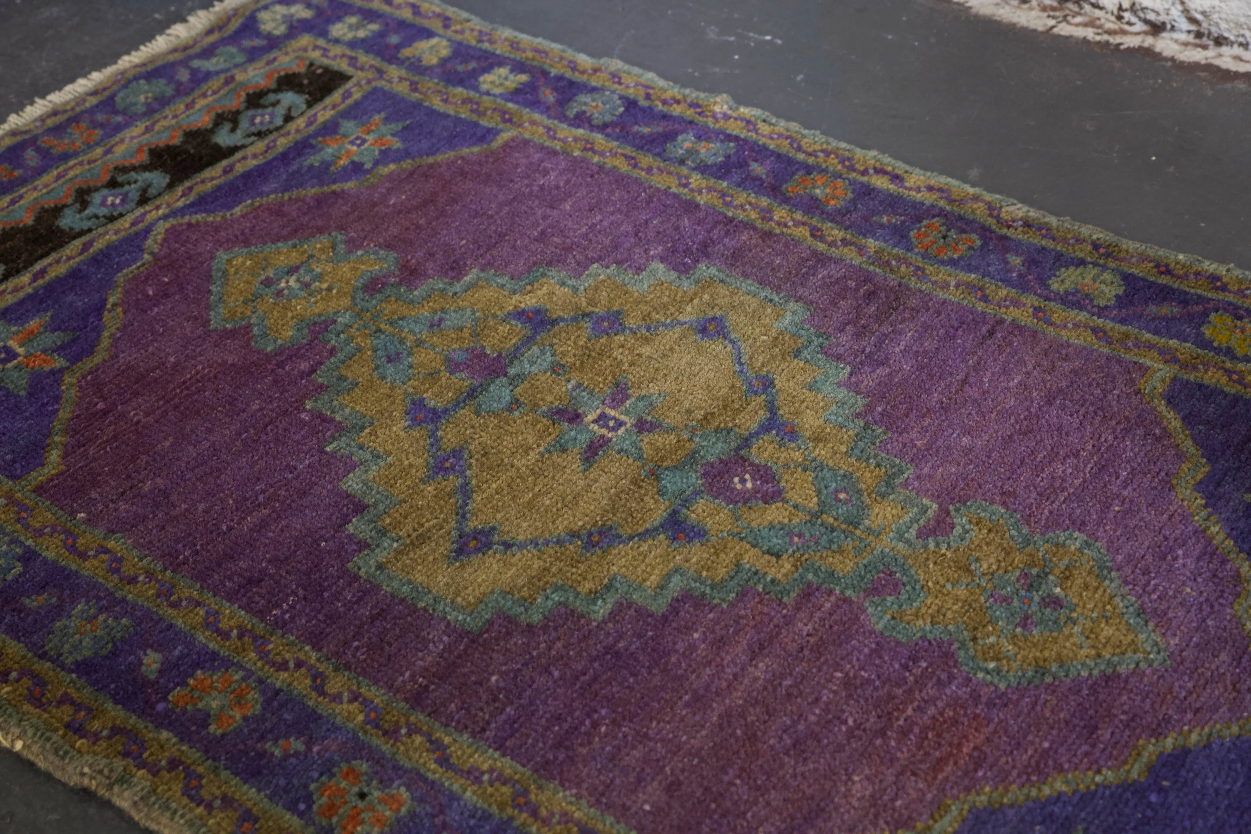 Vintage Mini Turkish Rug 1'9"x3'3"