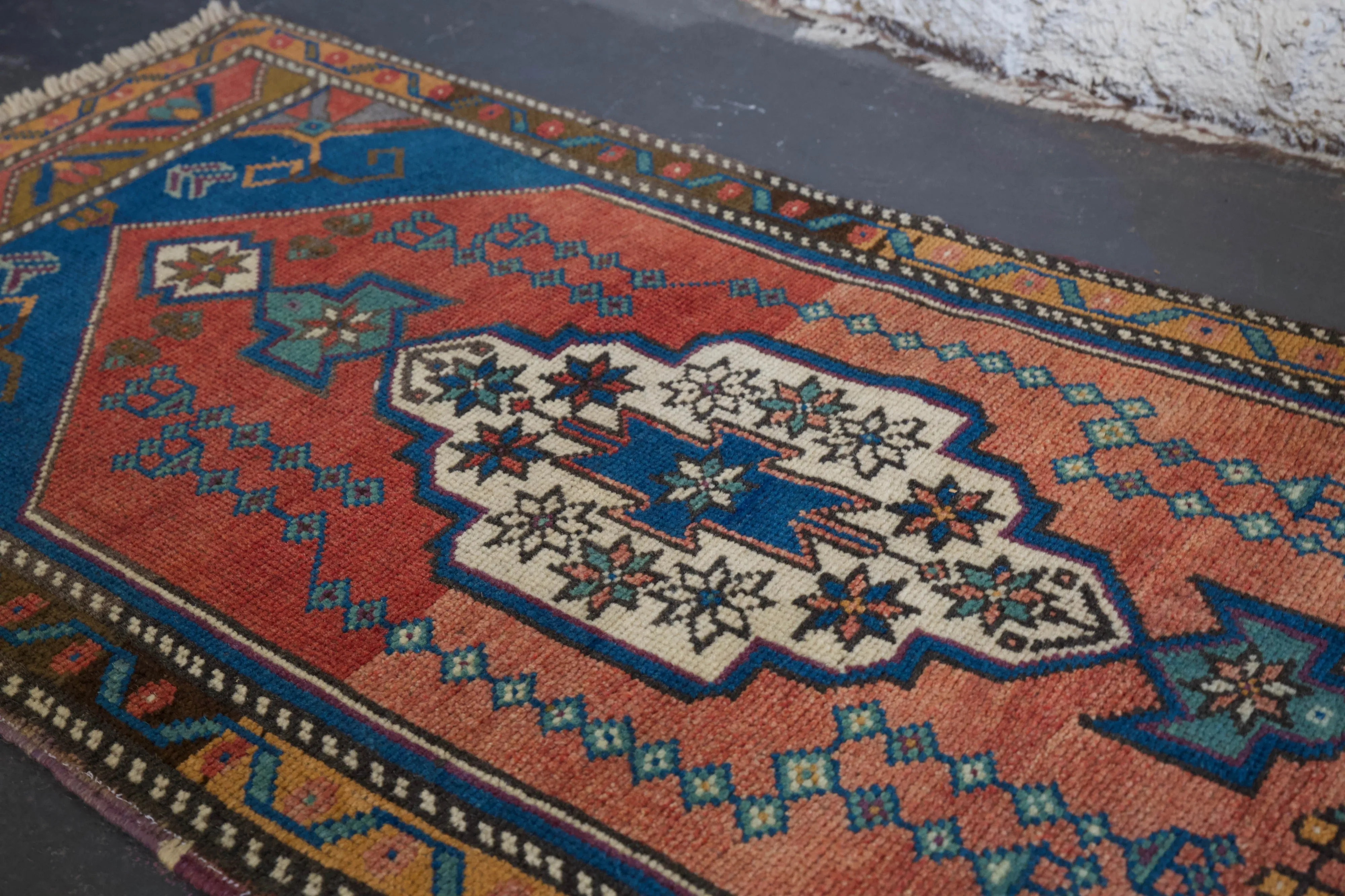 Vintage Mini Turkish Rug 1'9"x4'