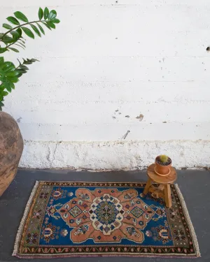 Vintage Mini Turkish Rug 2'1"x3'9"