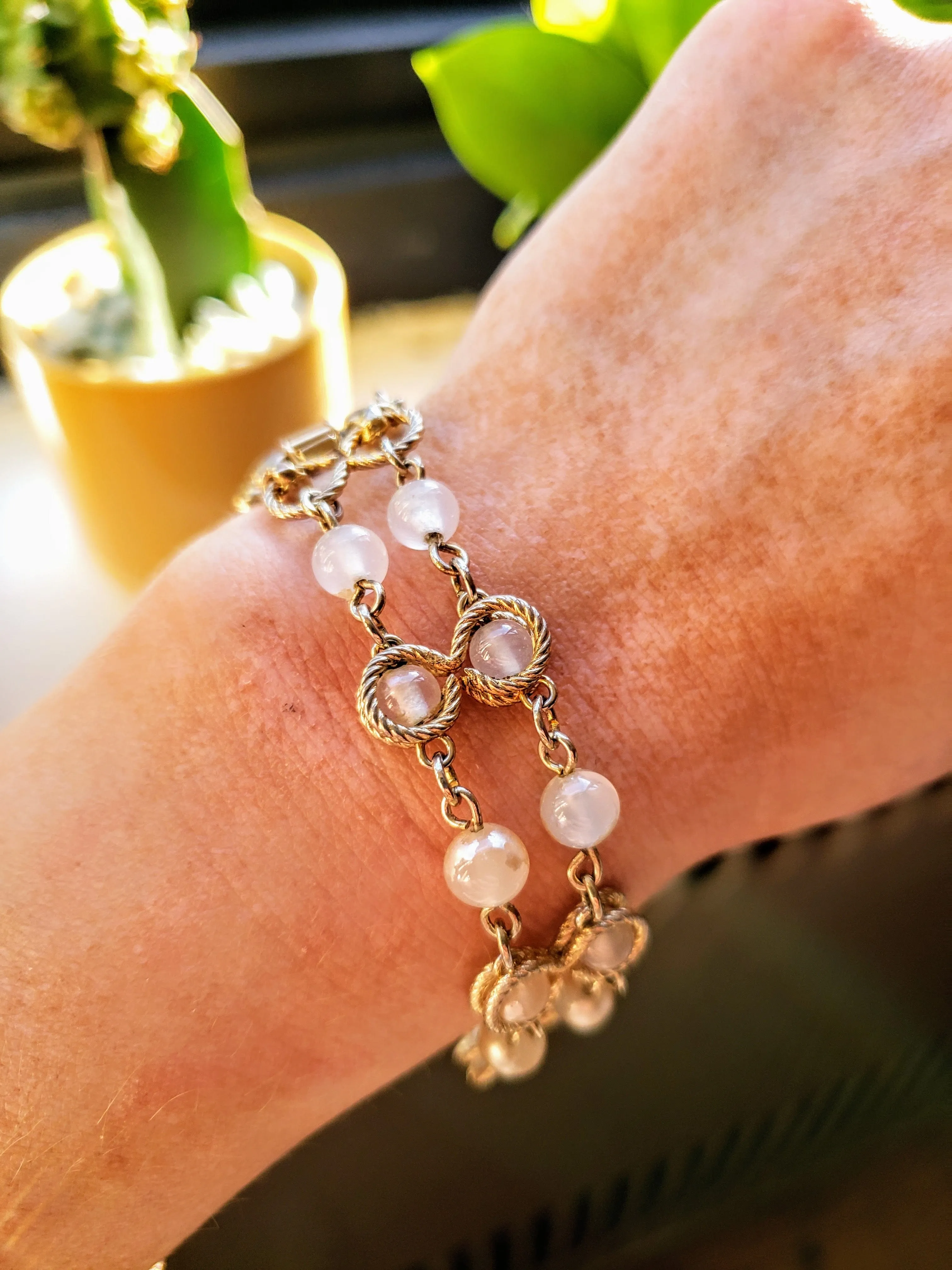 Vintage - Pearl & Gold Chain Bracelet