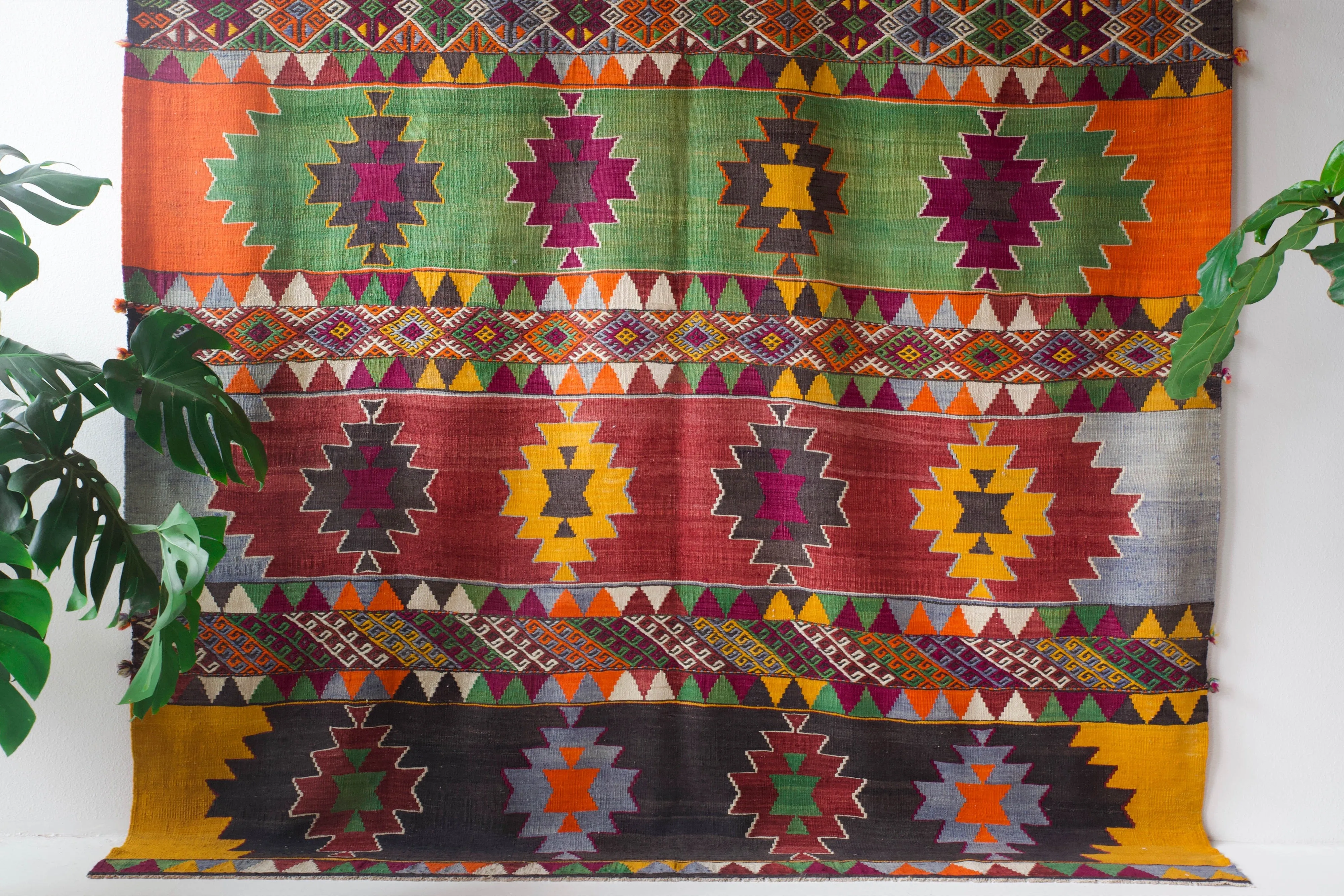 Vintage Turkish Sivas Kilim Rug 6'9"x11'6"