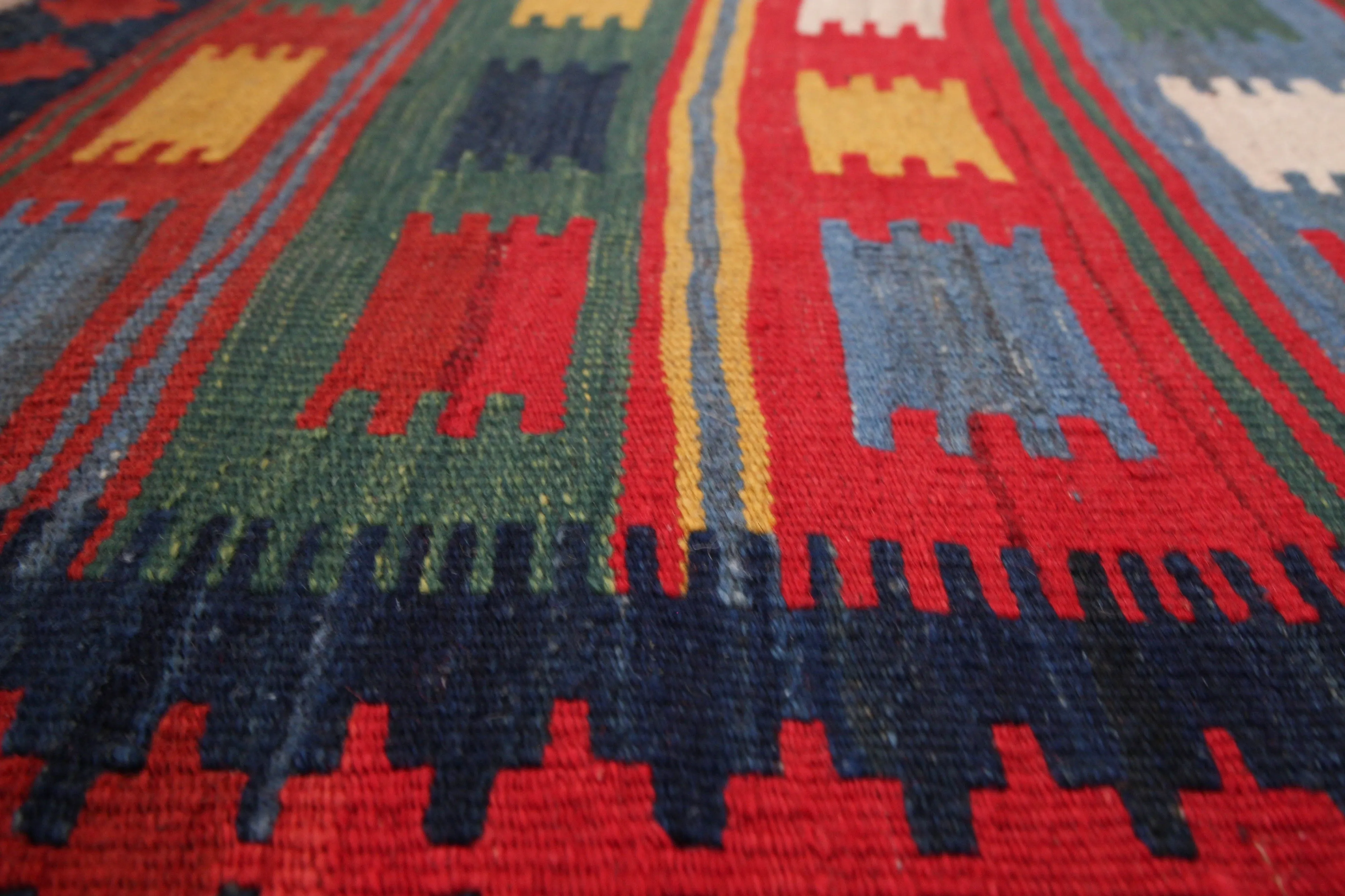 Vintage Turkoman Kilim Rug 5'7"x8'