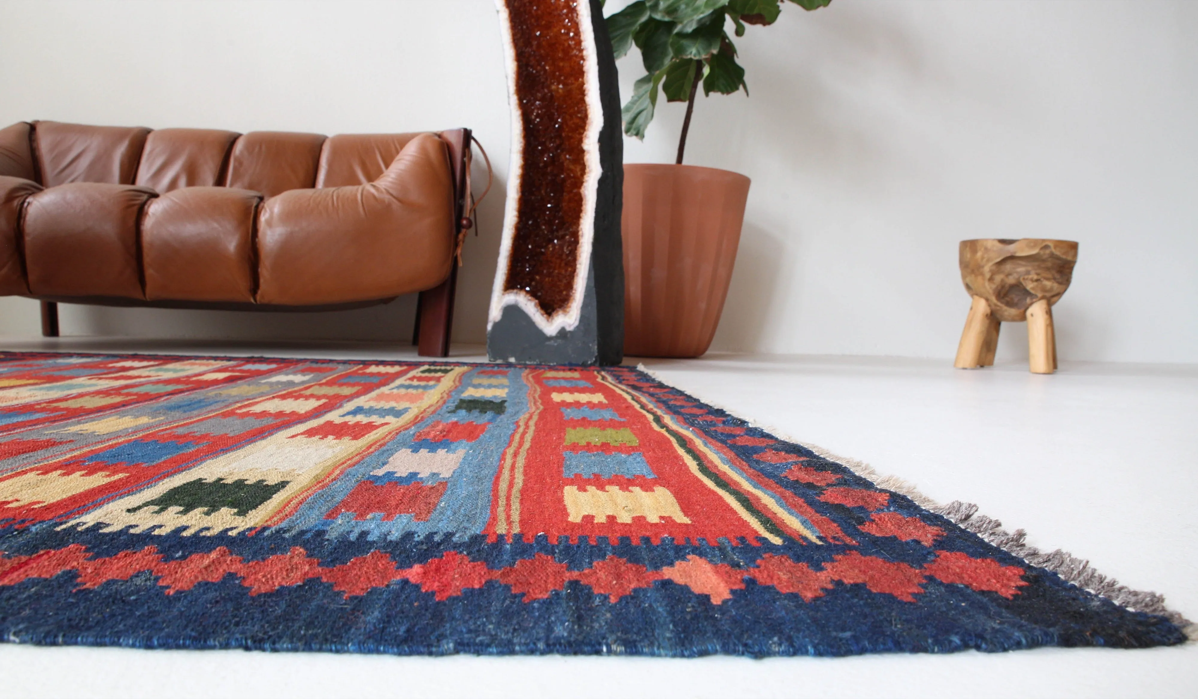 Vintage Turkoman Kilim Rug 5'7"x8'
