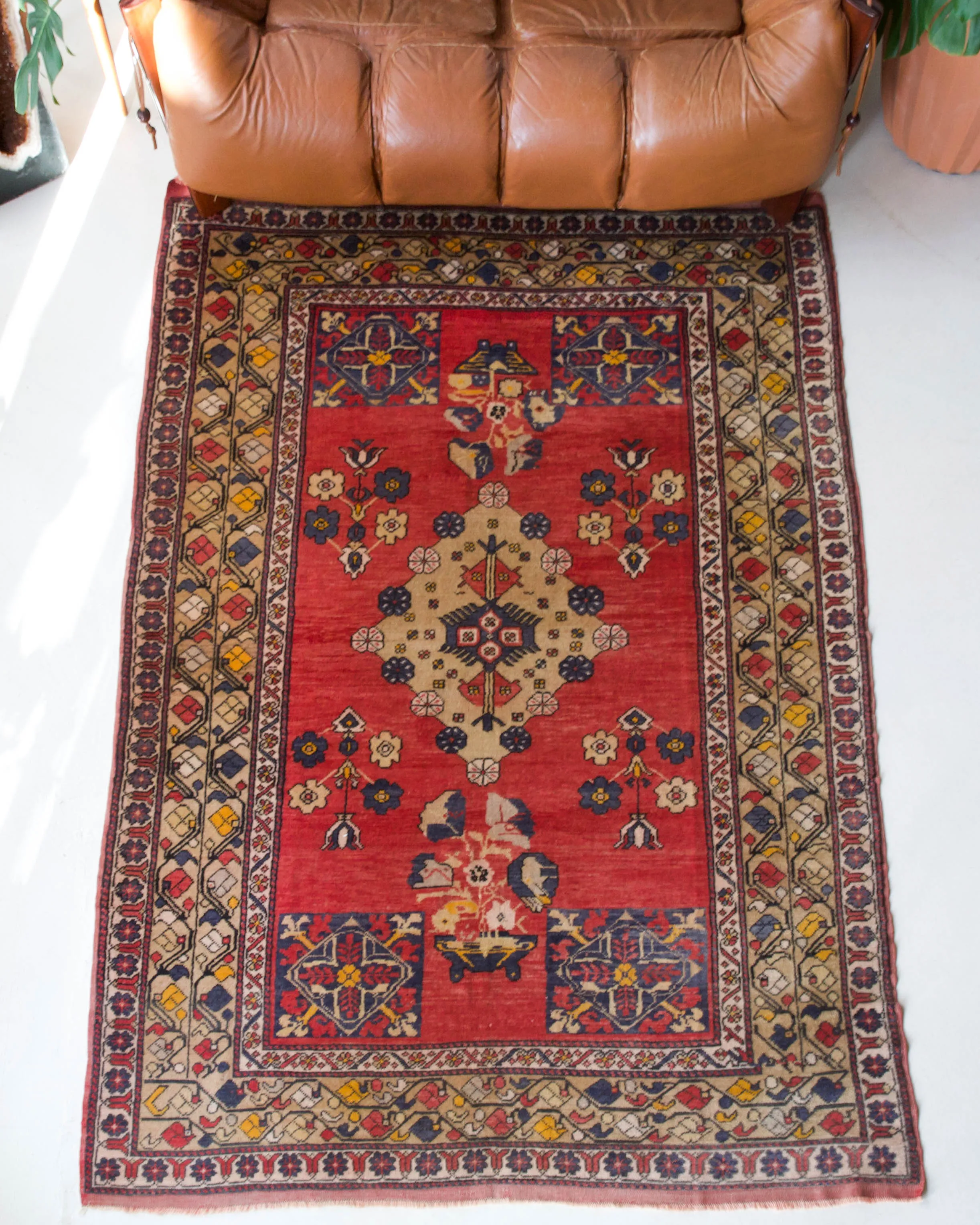 Vintage Western Anatolian Rug 5'10"x8'10"