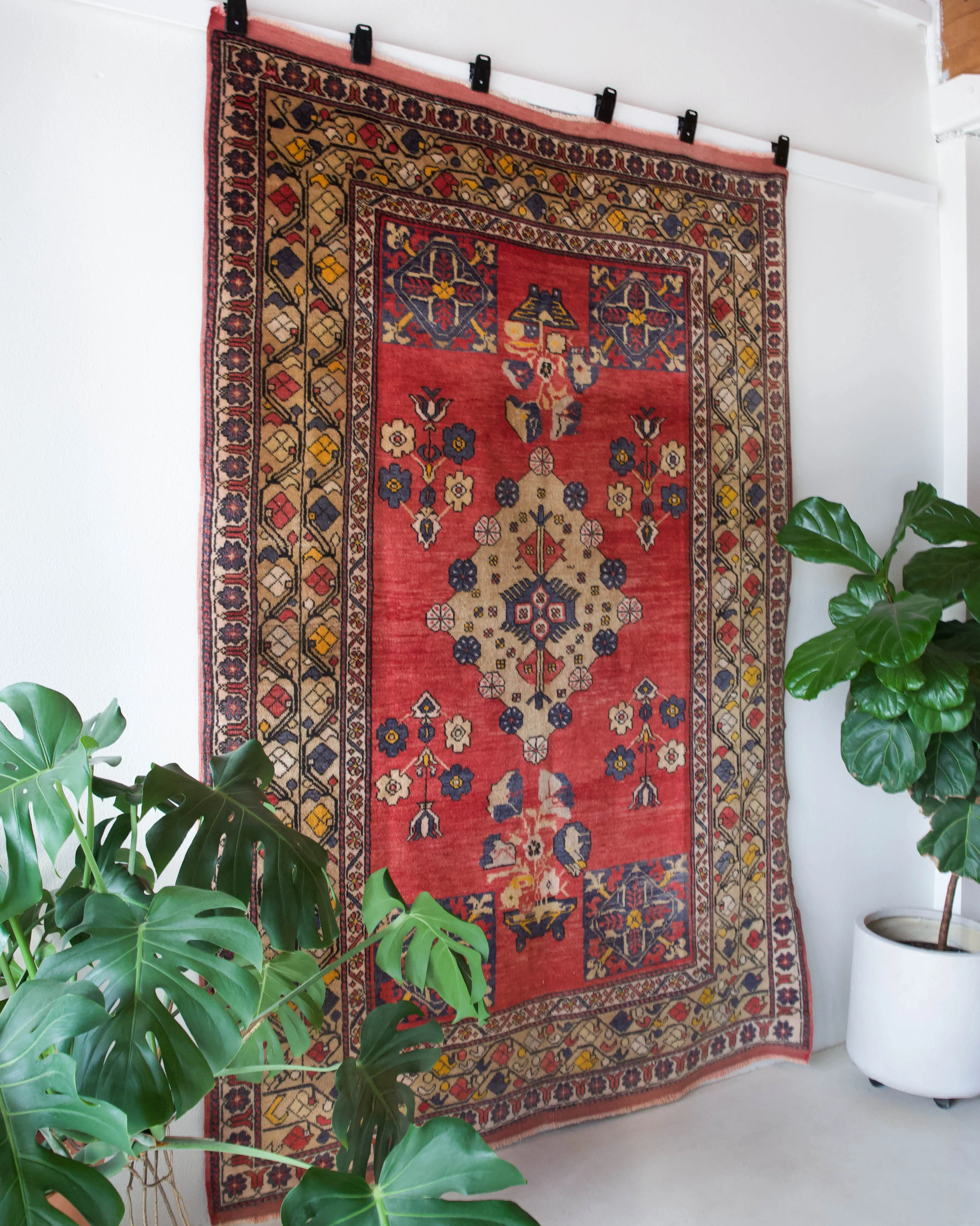 Vintage Western Anatolian Rug 5'10"x8'10"