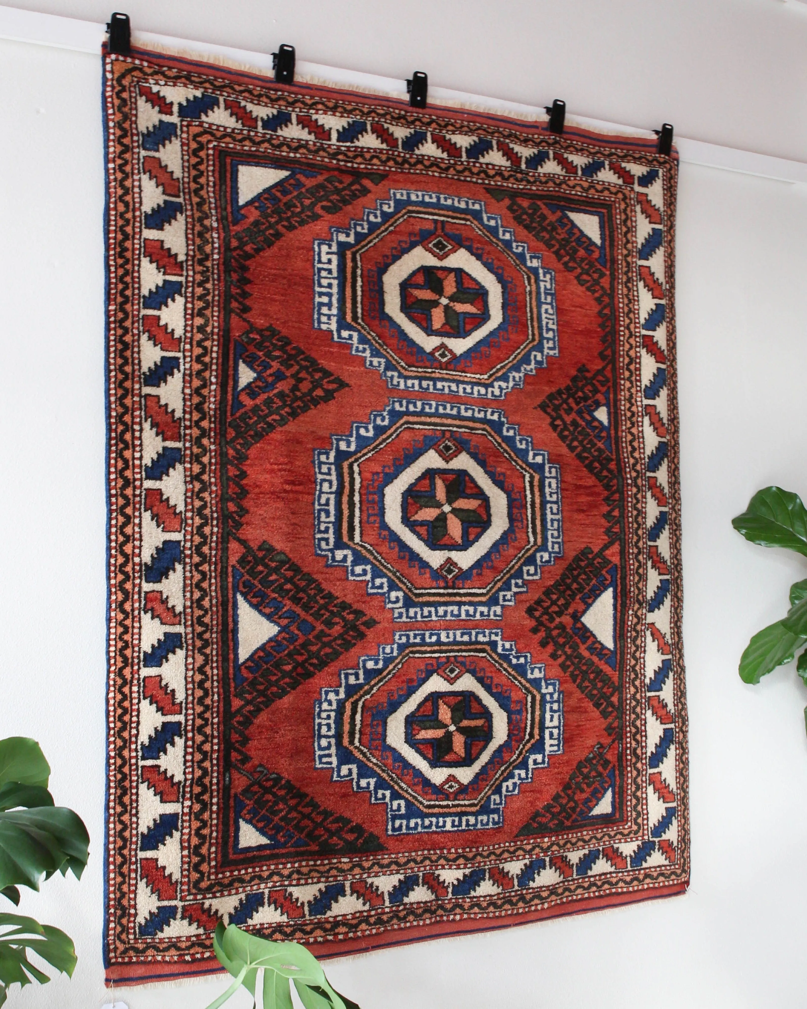 Vintage Western Anatolian Rug 5'6"x6'11"