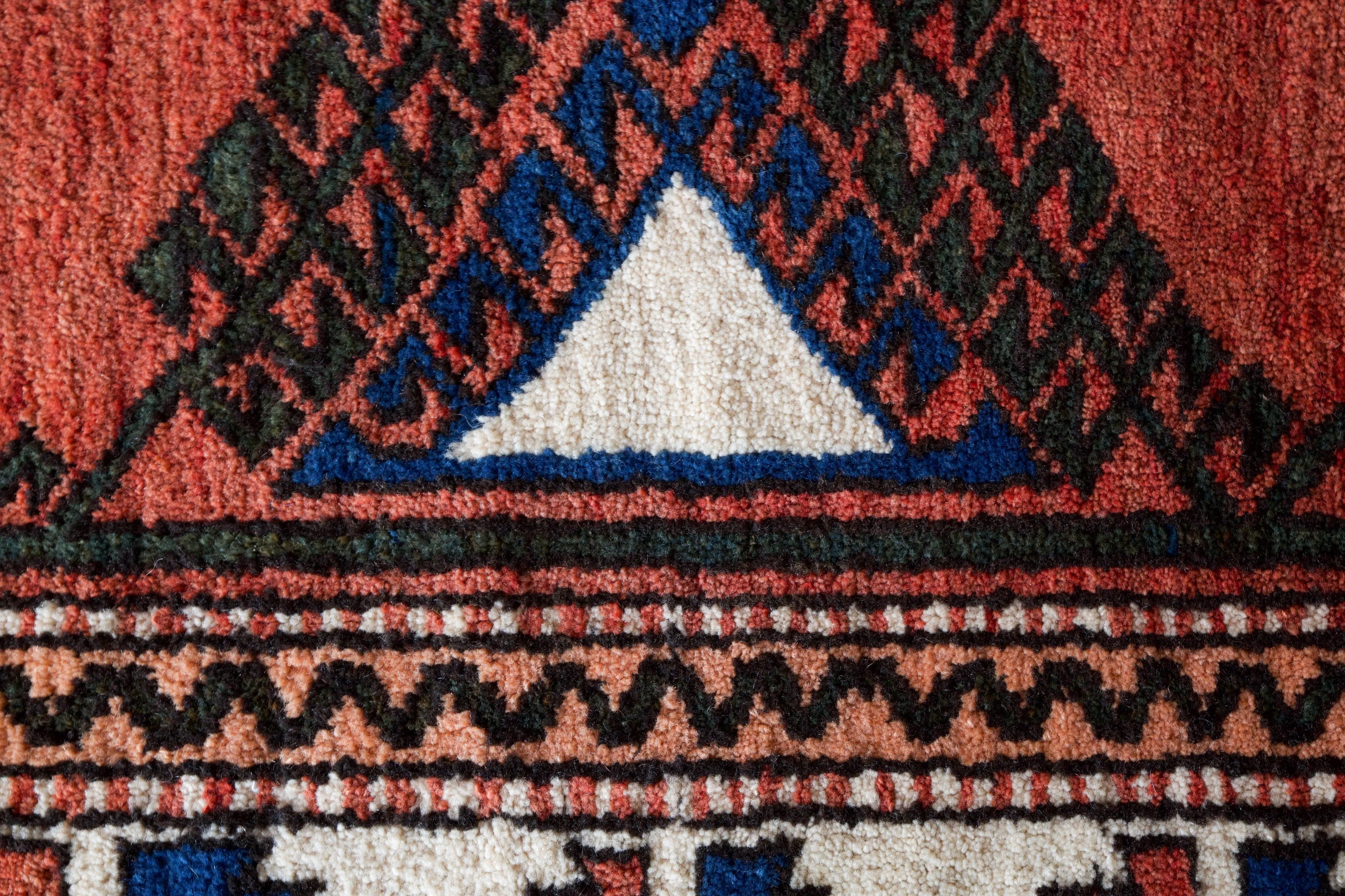 Vintage Western Anatolian Rug 5'6"x6'11"