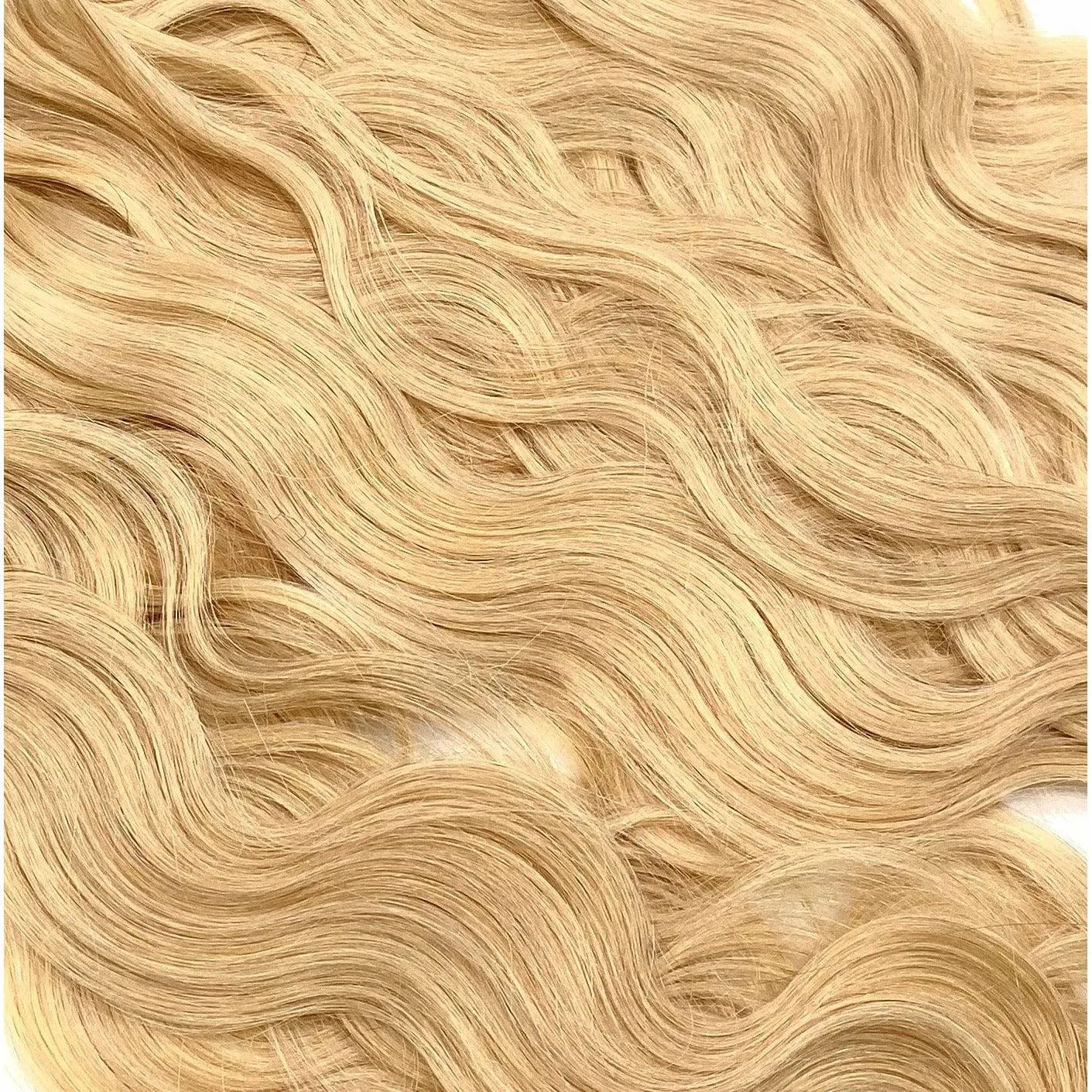 VIP M-Tip System (Tape extensions 100 strands) / Wavy 18"